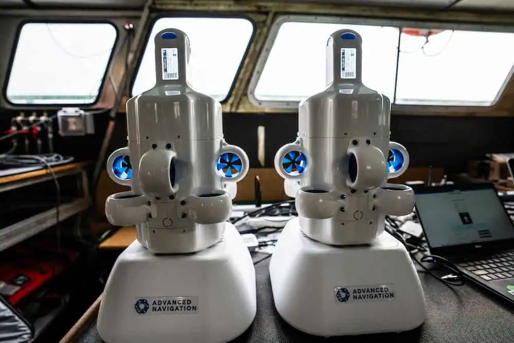 Hydrus auv charging dock