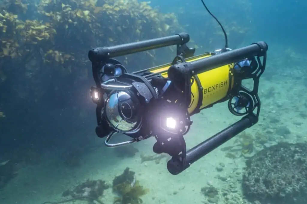 professional rov underwater inspection vehicle 1024x682 1