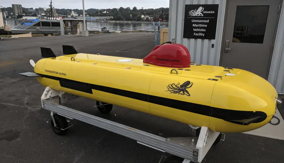 ThunderFish® 300 Autonomous Underwater Vehicle (AUV) ThunderFish® 300 autonomous Underwater Vehicle (AUV)