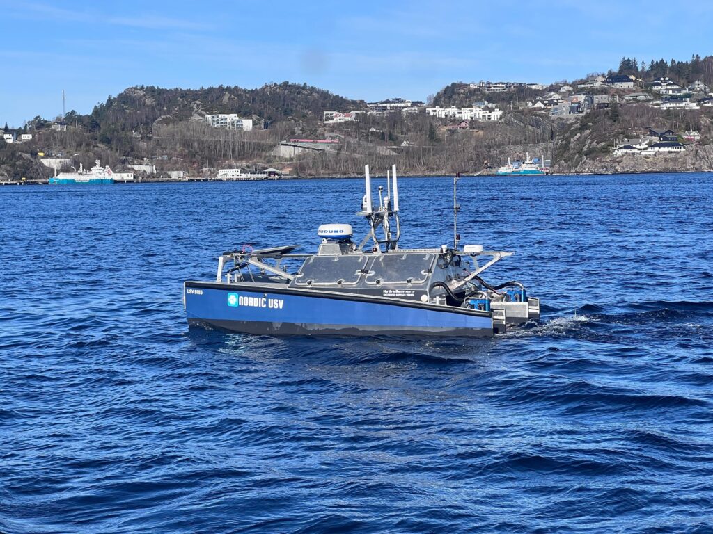 Optimizing Rim-Driven Thrusters for Hybrid USVs with Autopilot Systems