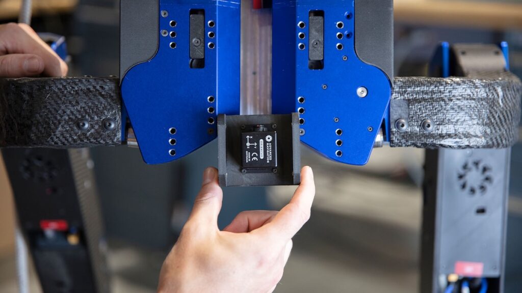 Integrating inertial Navigation Systems