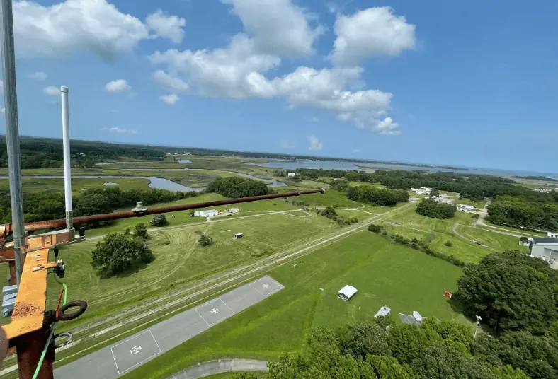 NASA and uAvionix collaborate on skyline C2 services for AAM testing