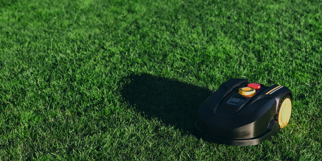 Comparing Passive adn Active Antennas for UAV & UGV Communication Systems