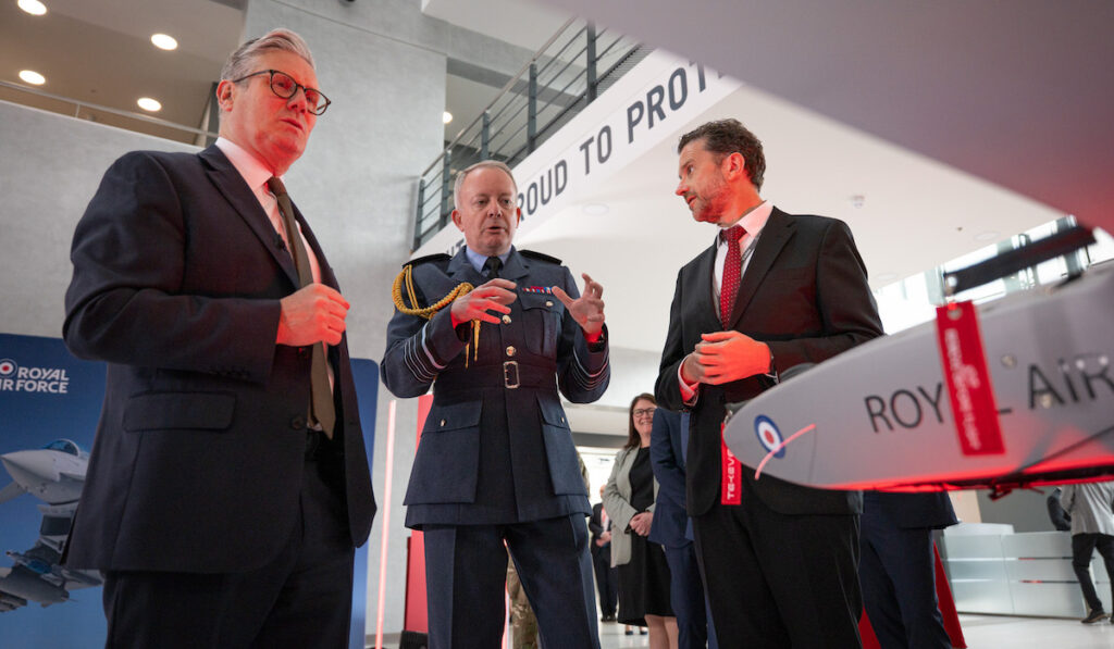 TEKEVER Commits £400 Million to Enhance UK Defense and Propel AI Advancements