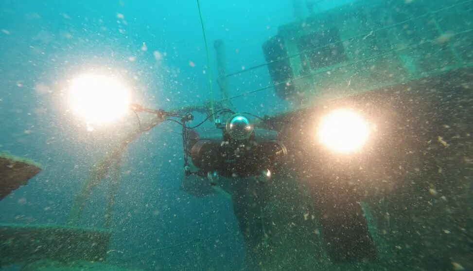 Voyis Revelation Camera integrated with Deep Trekker's REVOLUTION ROV